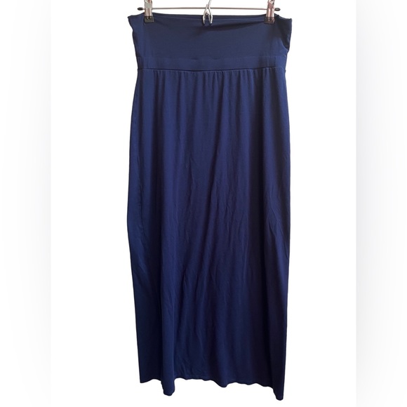 Woman’s maxi skirt - Picture 3 of 6
